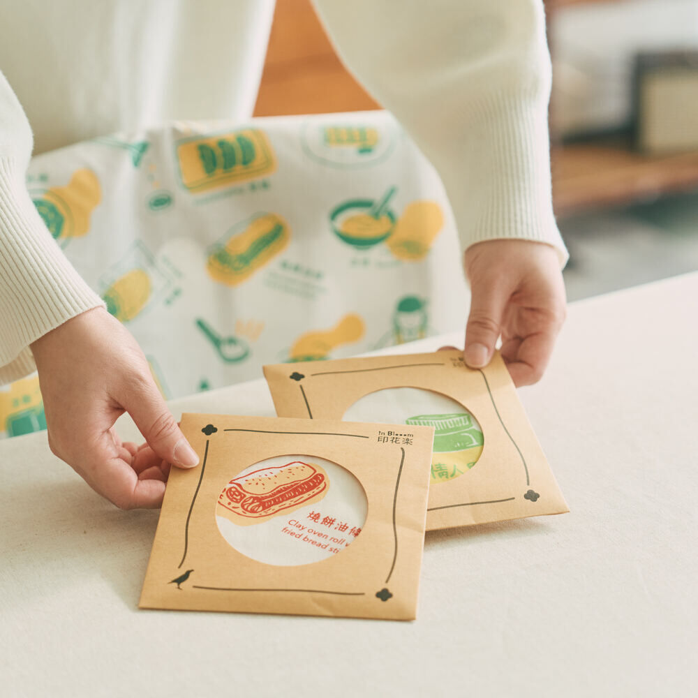 印花樂包布巾/台灣古早味零食/黃褐