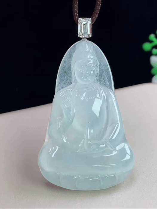 1235729 翡翠冰種觀音