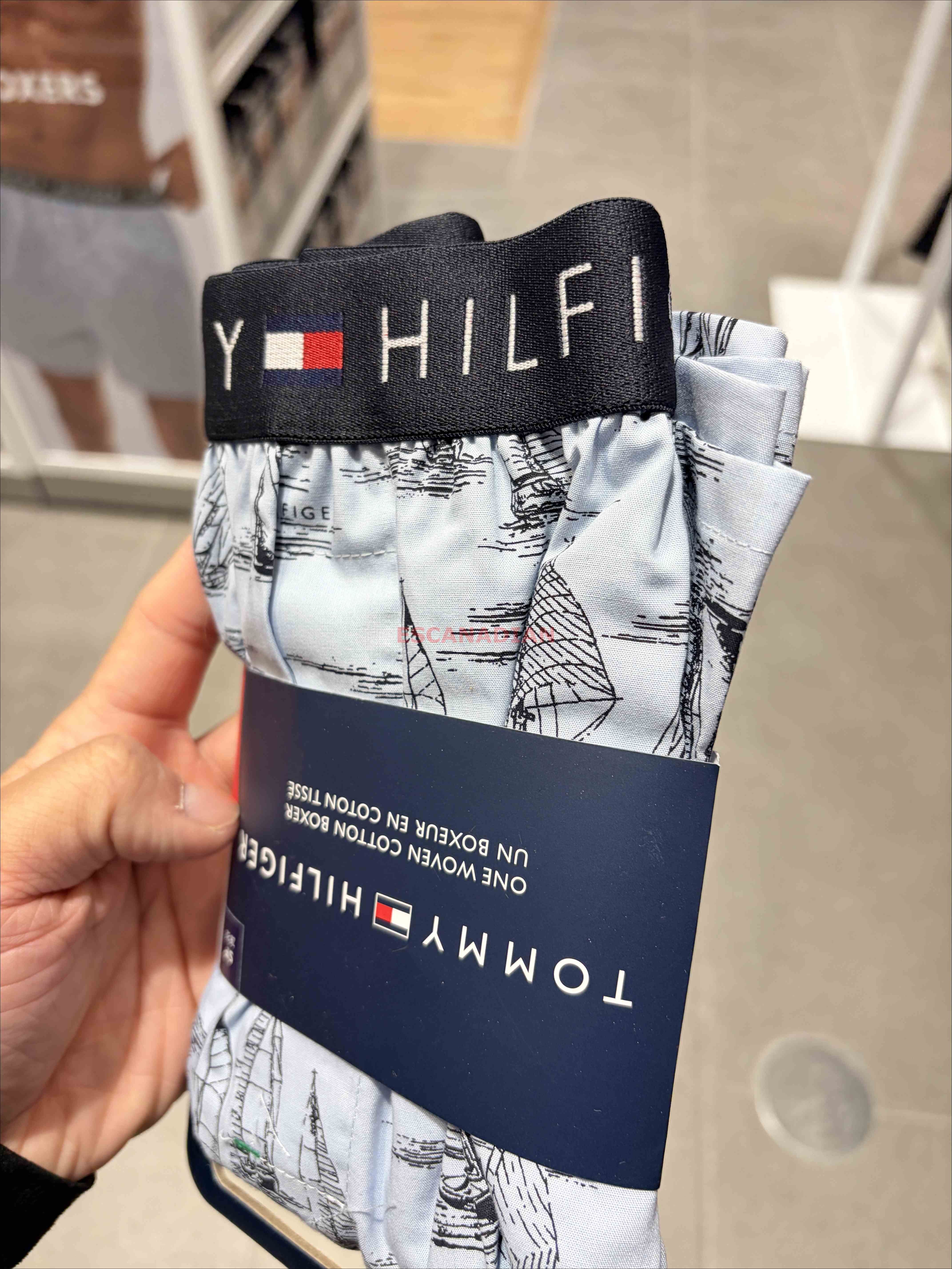 TOMMY 男大人 滿版 圖案 平口 四角褲