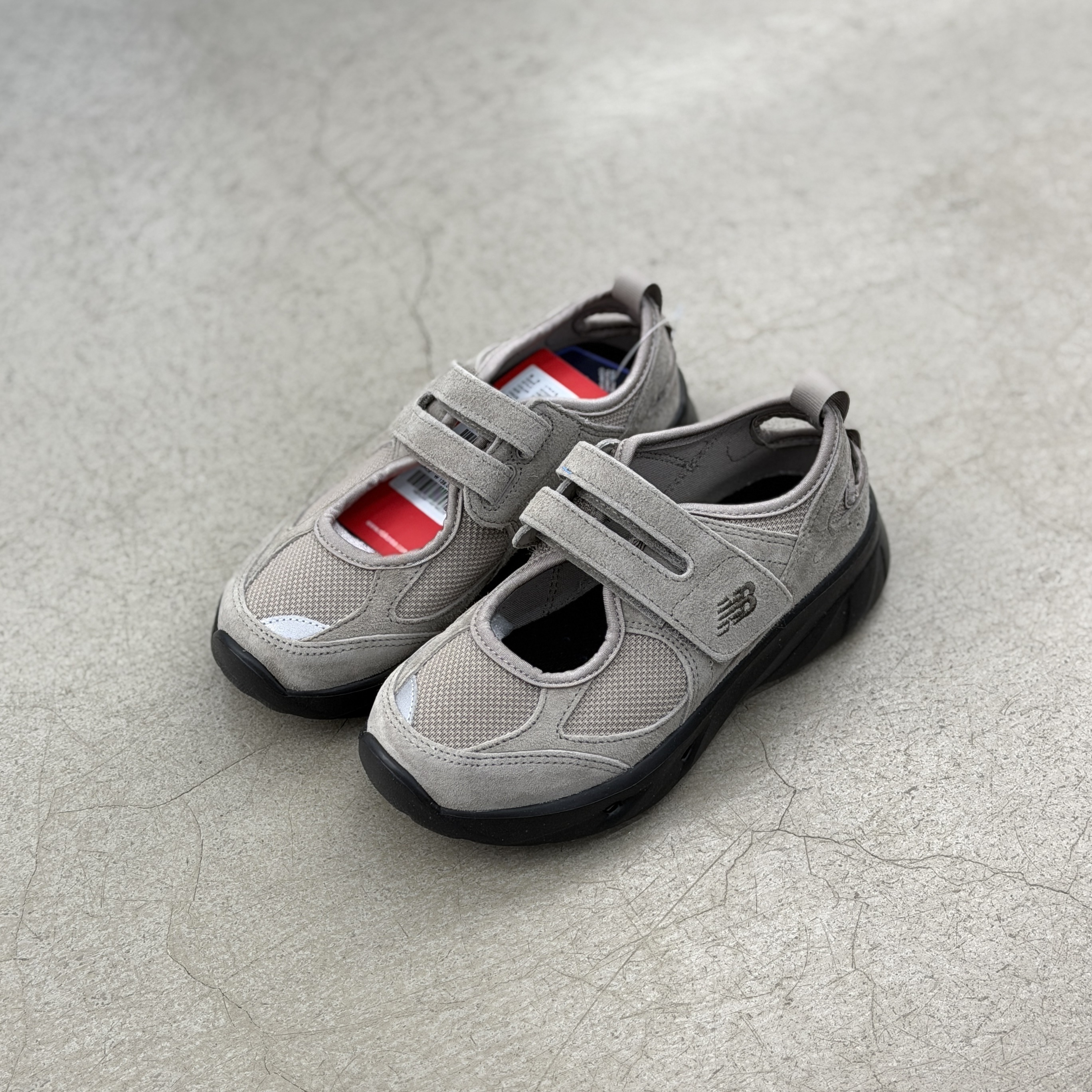 (Pre-order) New Balance Breeze Suede