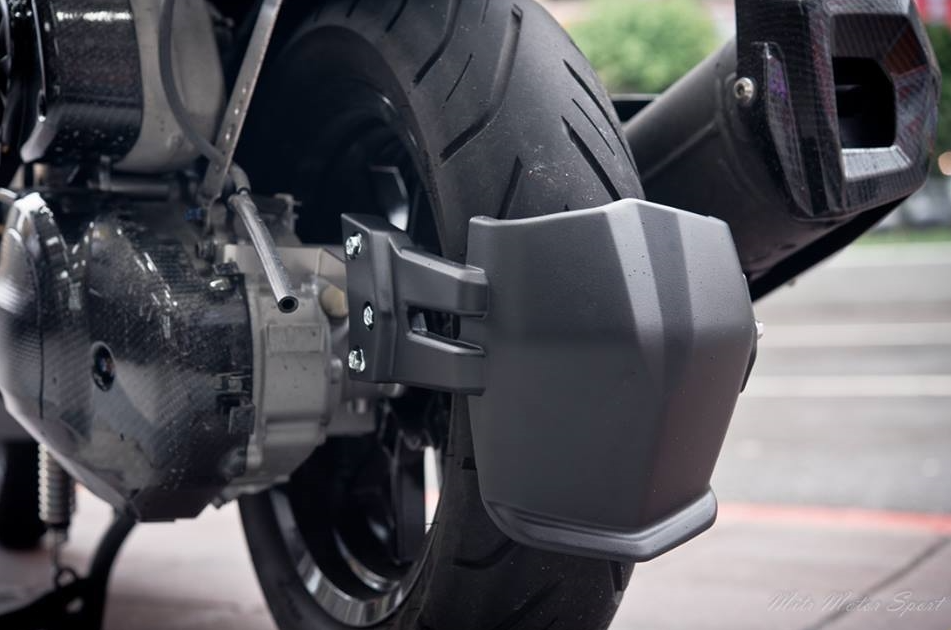 【EPIC】 FORCE/S-MAX 後輪土除套件組