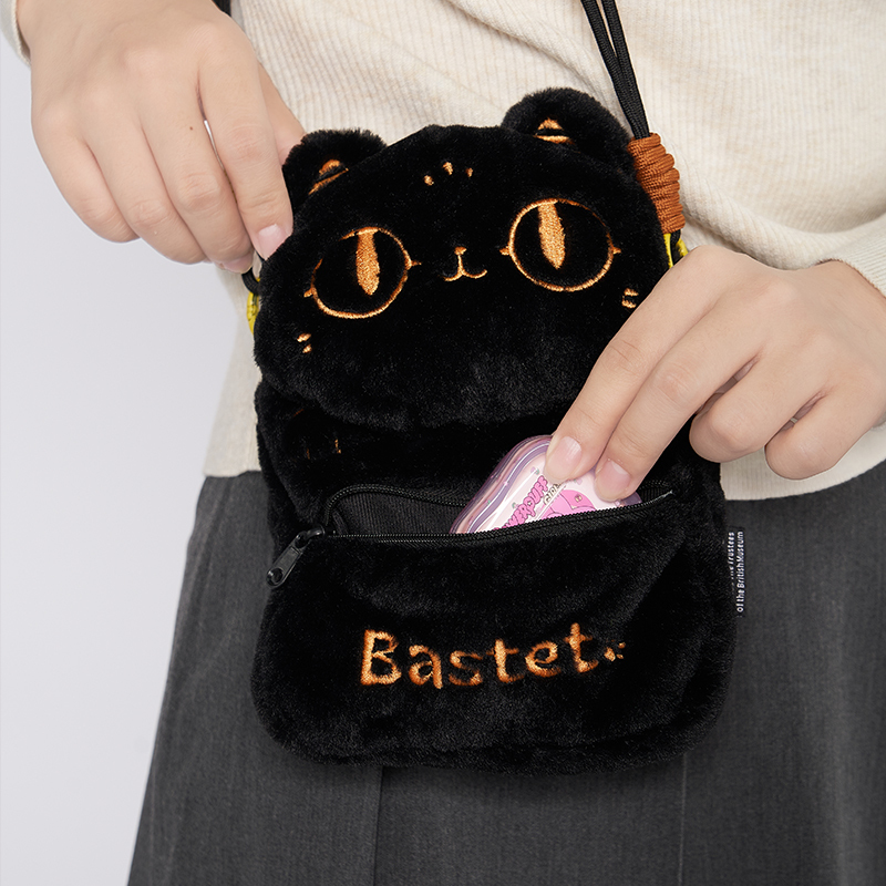 大英博物館｜巴斯特系列｜毛絨隨身背手機包斜挎包-黑色