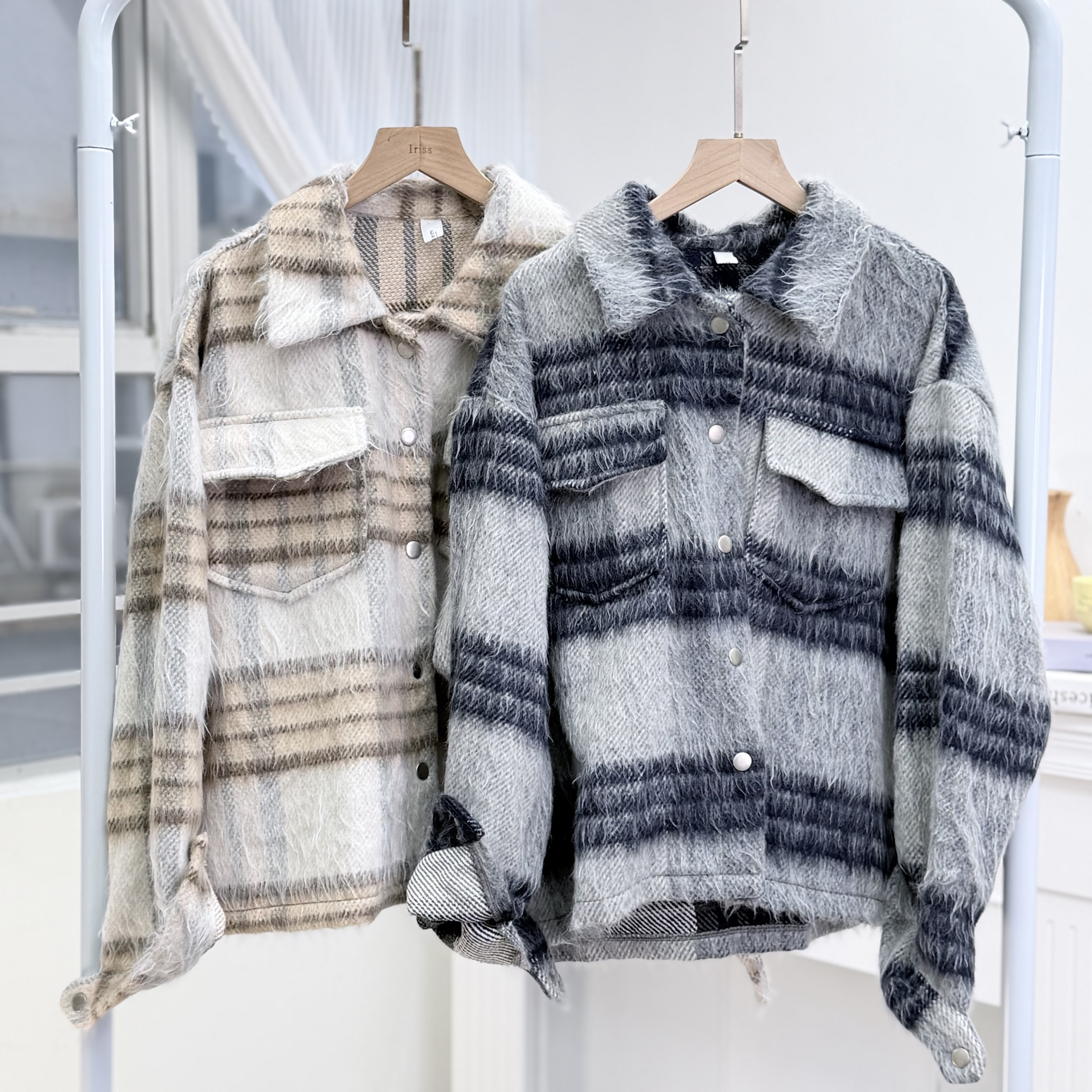 H1031🤎毛絨格紋翻領外套