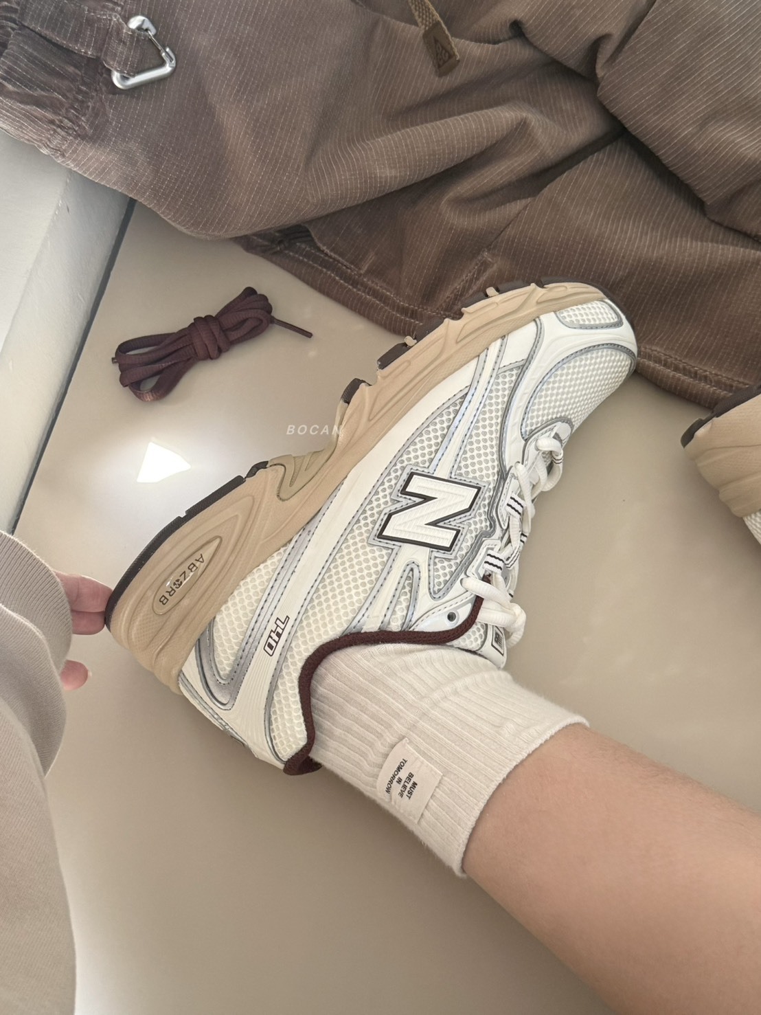 NEW BALANCE 740 巧克力拿鐵