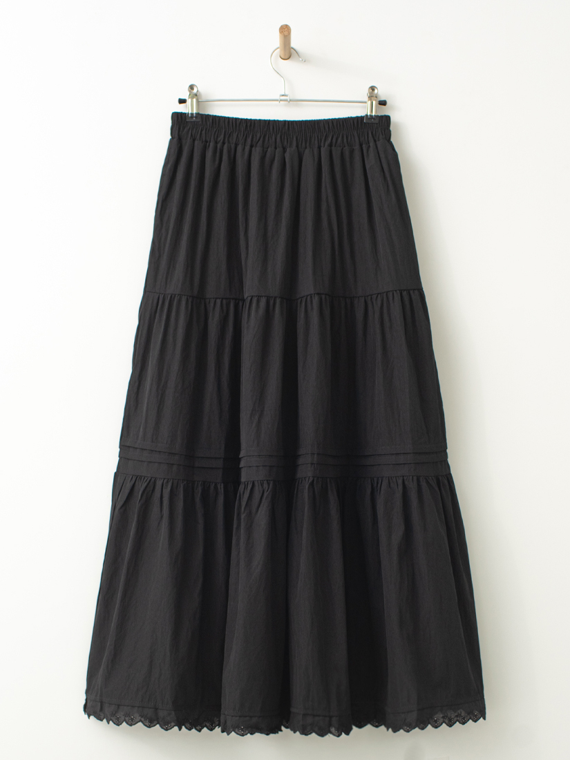 下擺棉布蕾絲層次蛋糕長裙