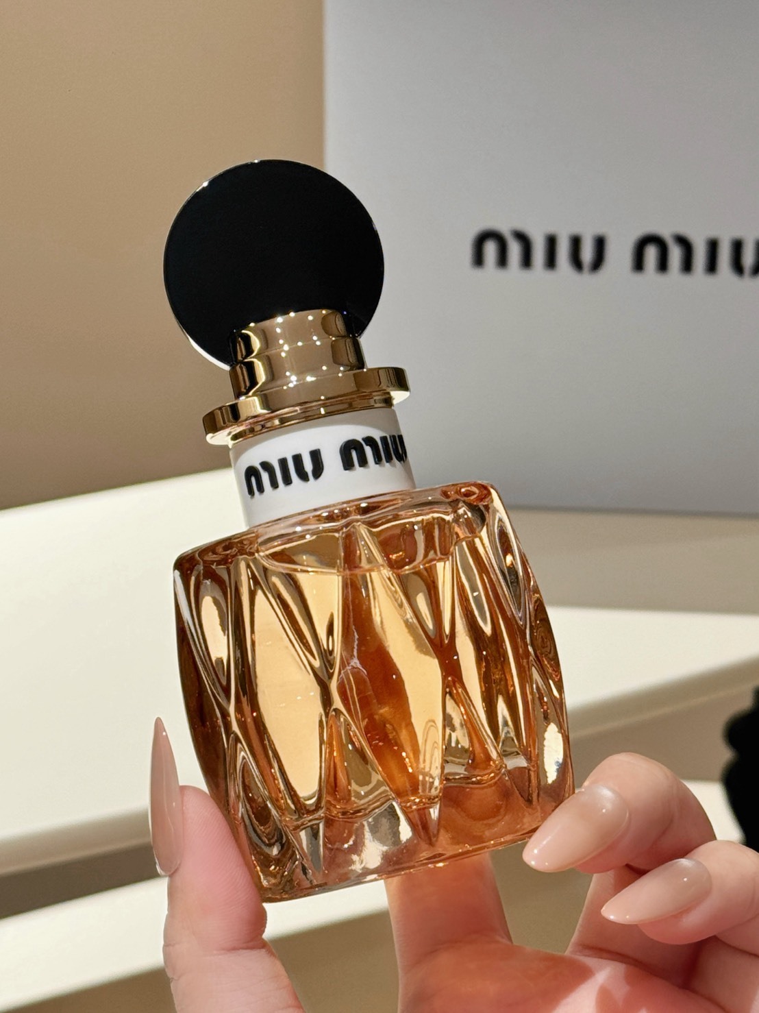 最新款 MIU MIU MIUTINE 繆斯 花香調 EDP 香水