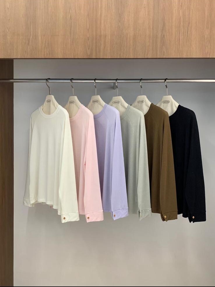 EM10 胸41 長26.5$399 (一口價)