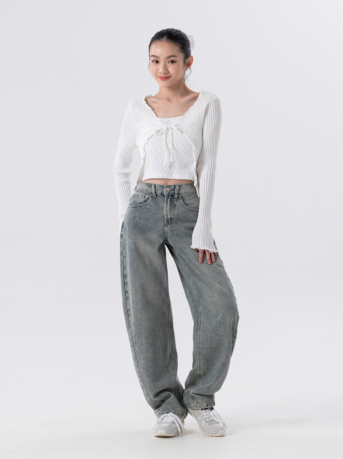 【期間限定】後鬆緊刷色彎刀牛仔褲