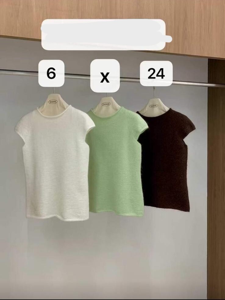 EM38 胸36-56長21.5 $399 (一口價)