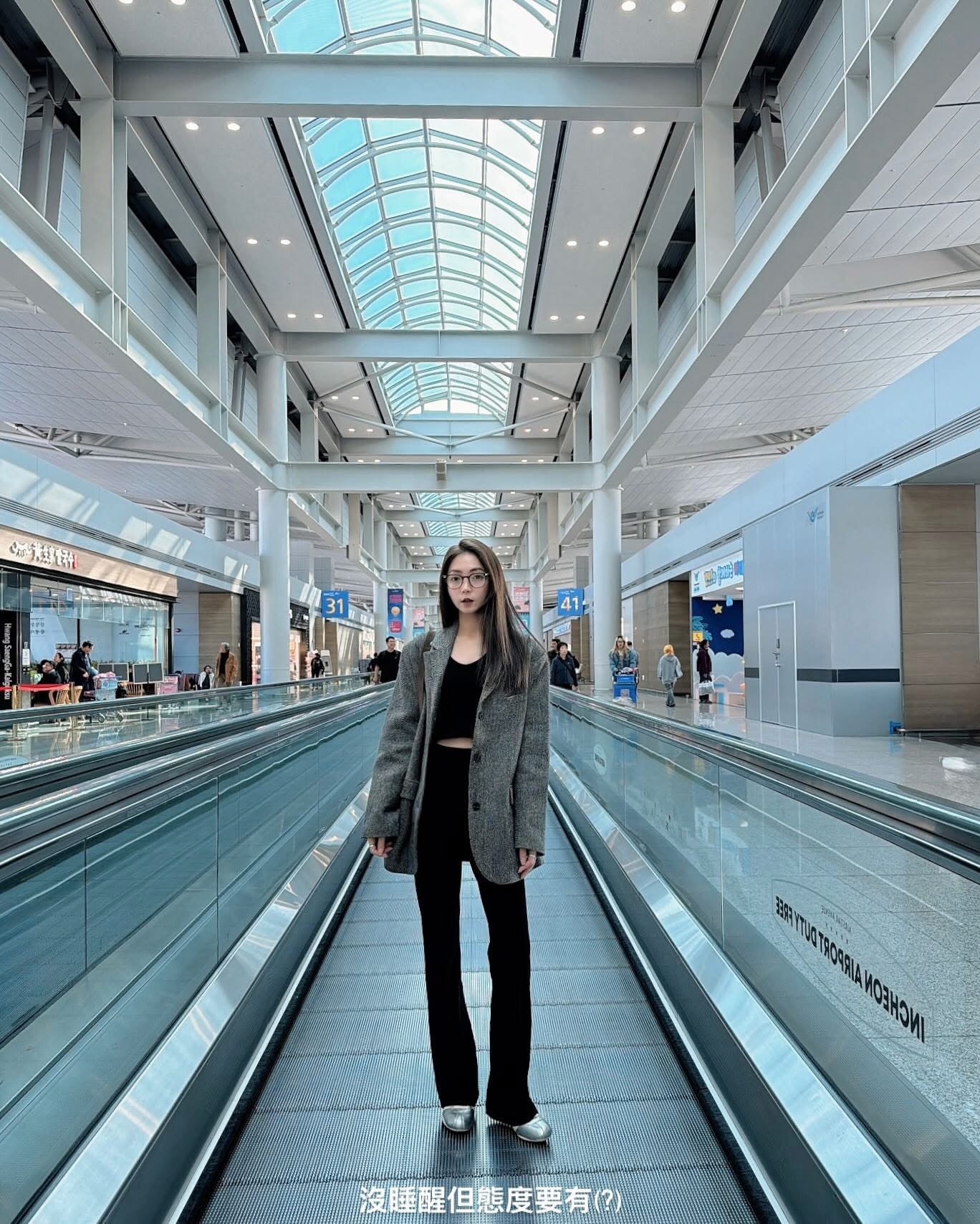 奈奈私藏包色！必收超藏肉彈性壓線喇叭神褲 (黑/M)