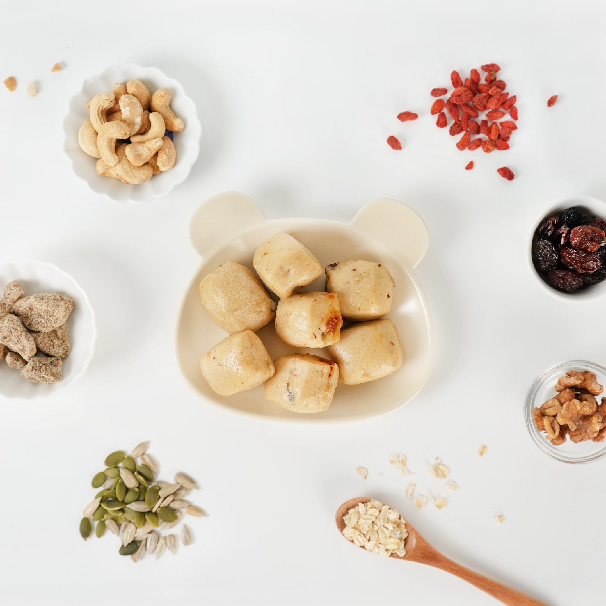 輕甜版寶寶饅頭｜綜合口味-溫潤果實系列(堅果、桂圓、莓果)｜適合1歲以上｜1包入(200g)｜冷凍