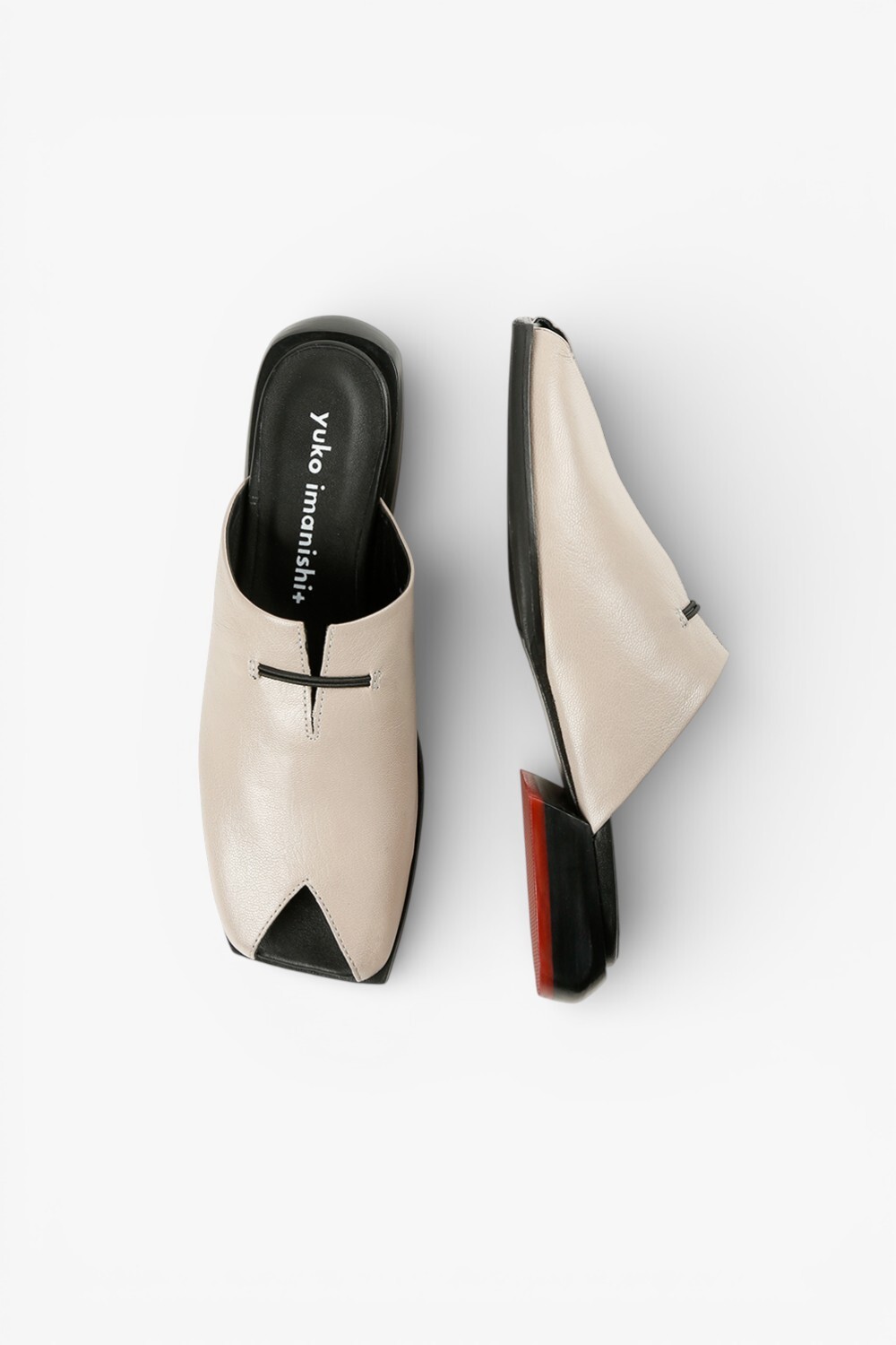 RUA 真皮設計低跟鞋