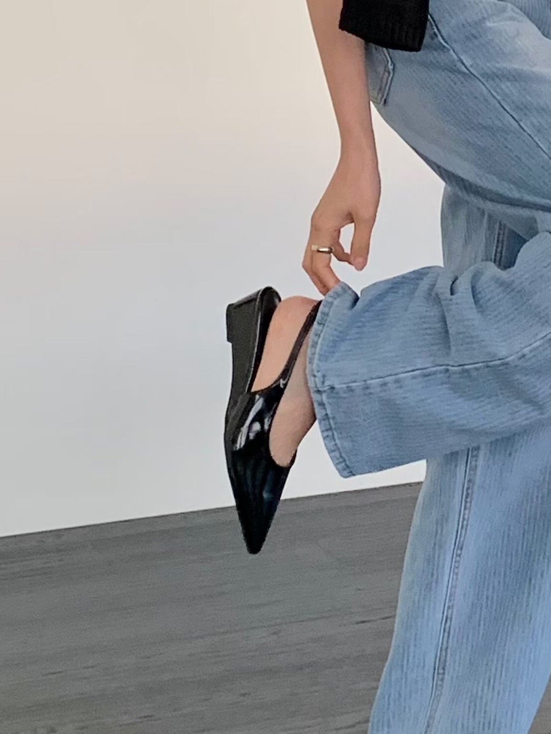 時髦女子漆皮後勾帶低跟尖頭涼鞋 / 3色