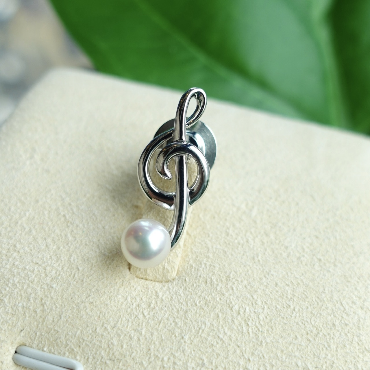 日本製925純銀Akoya珍珠胸針 - 音樂符號g