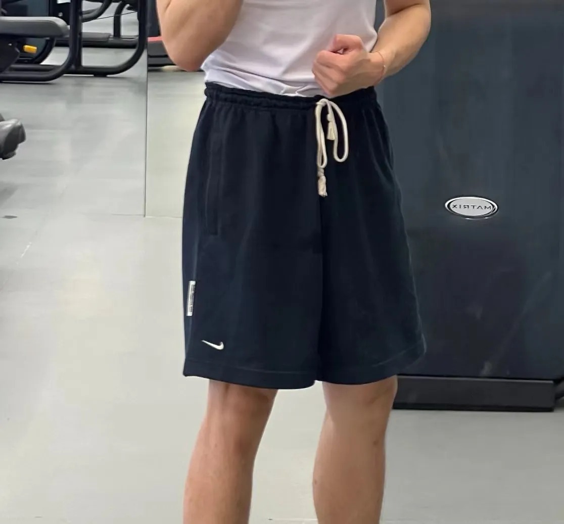 Men's Nike Standard Issue Dri-FIT Short