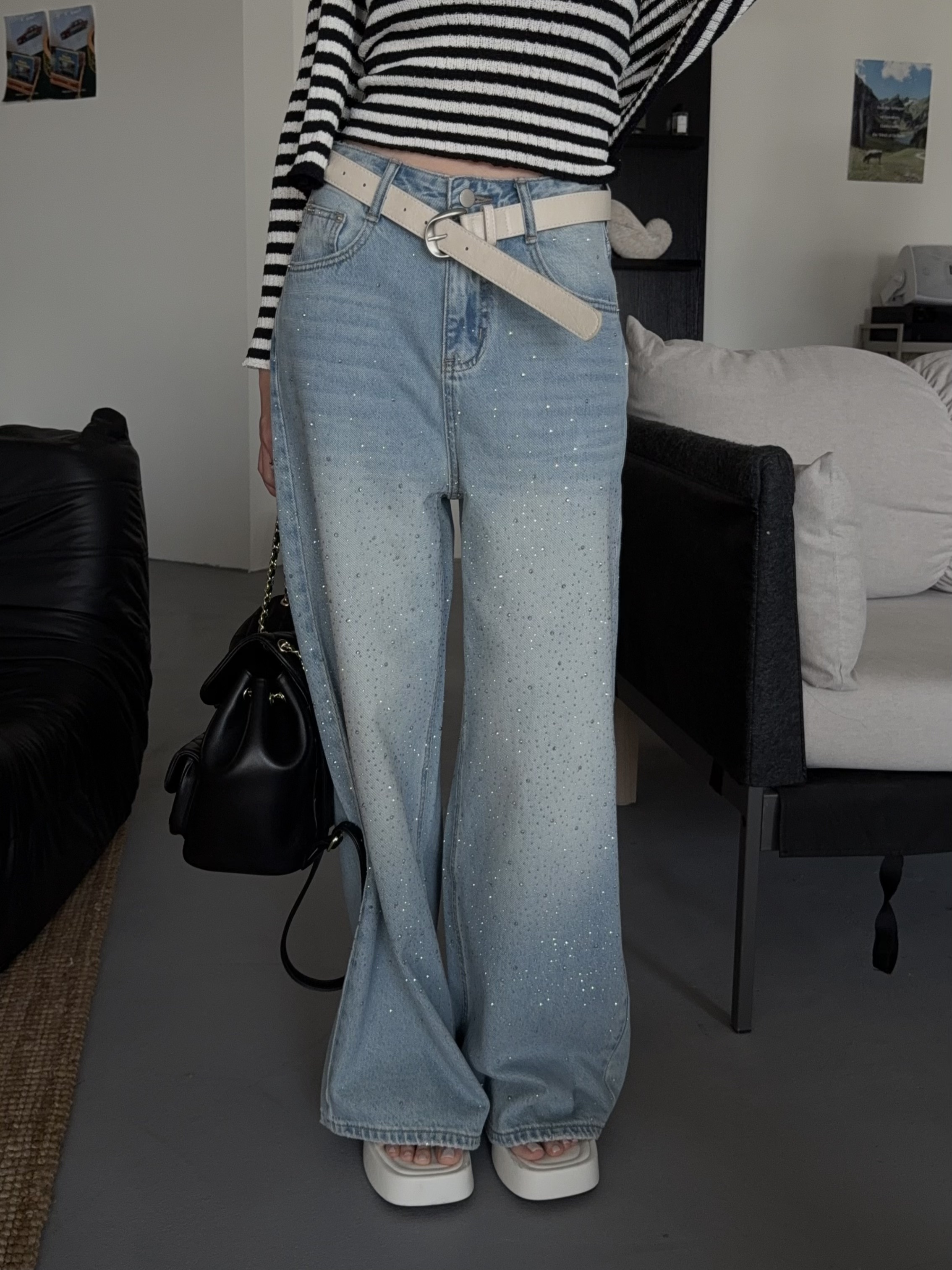 滿鑽淺藍刷色牛仔褲（附皮帶）