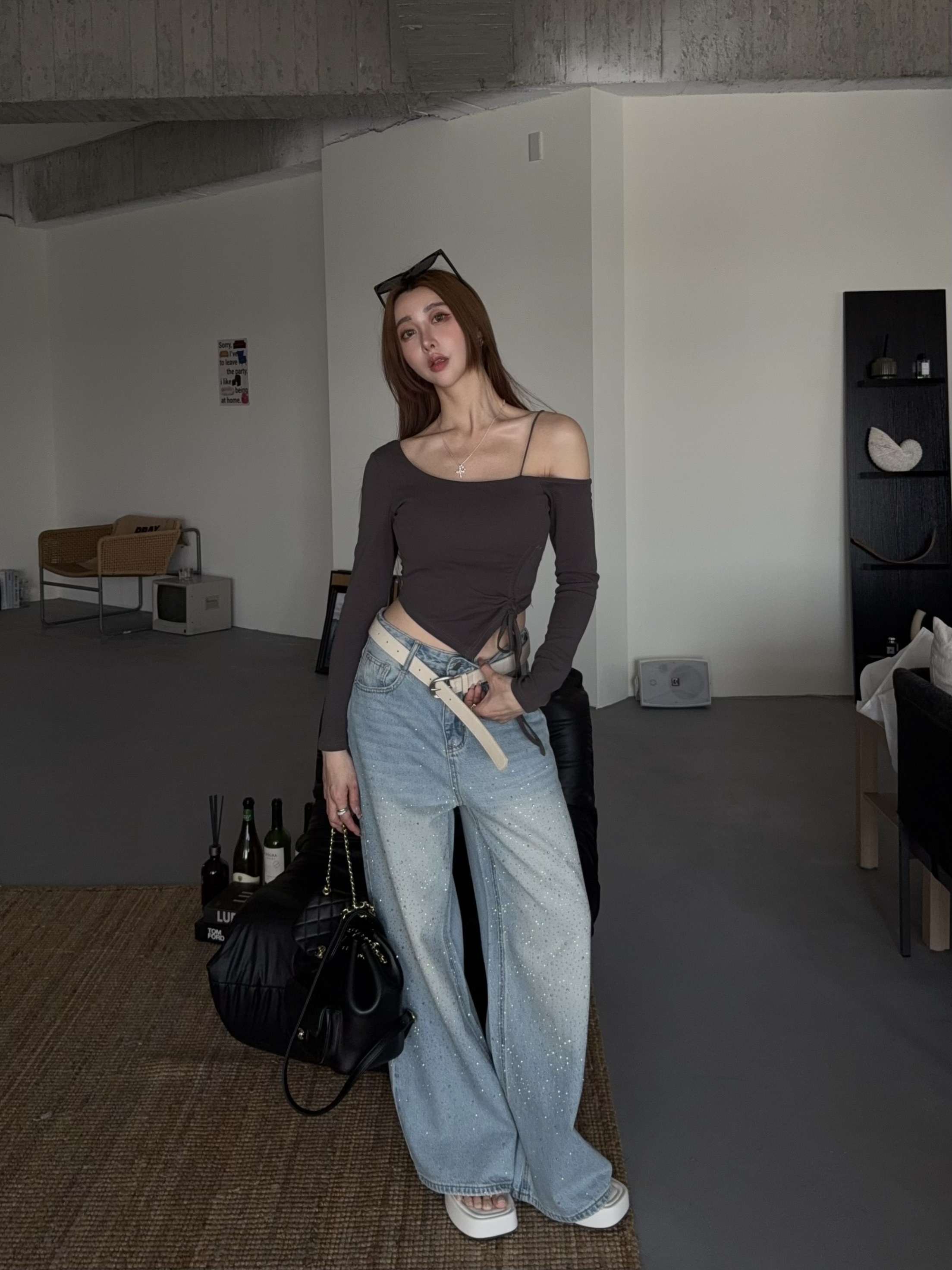 滿鑽淺藍刷色牛仔褲（附皮帶）