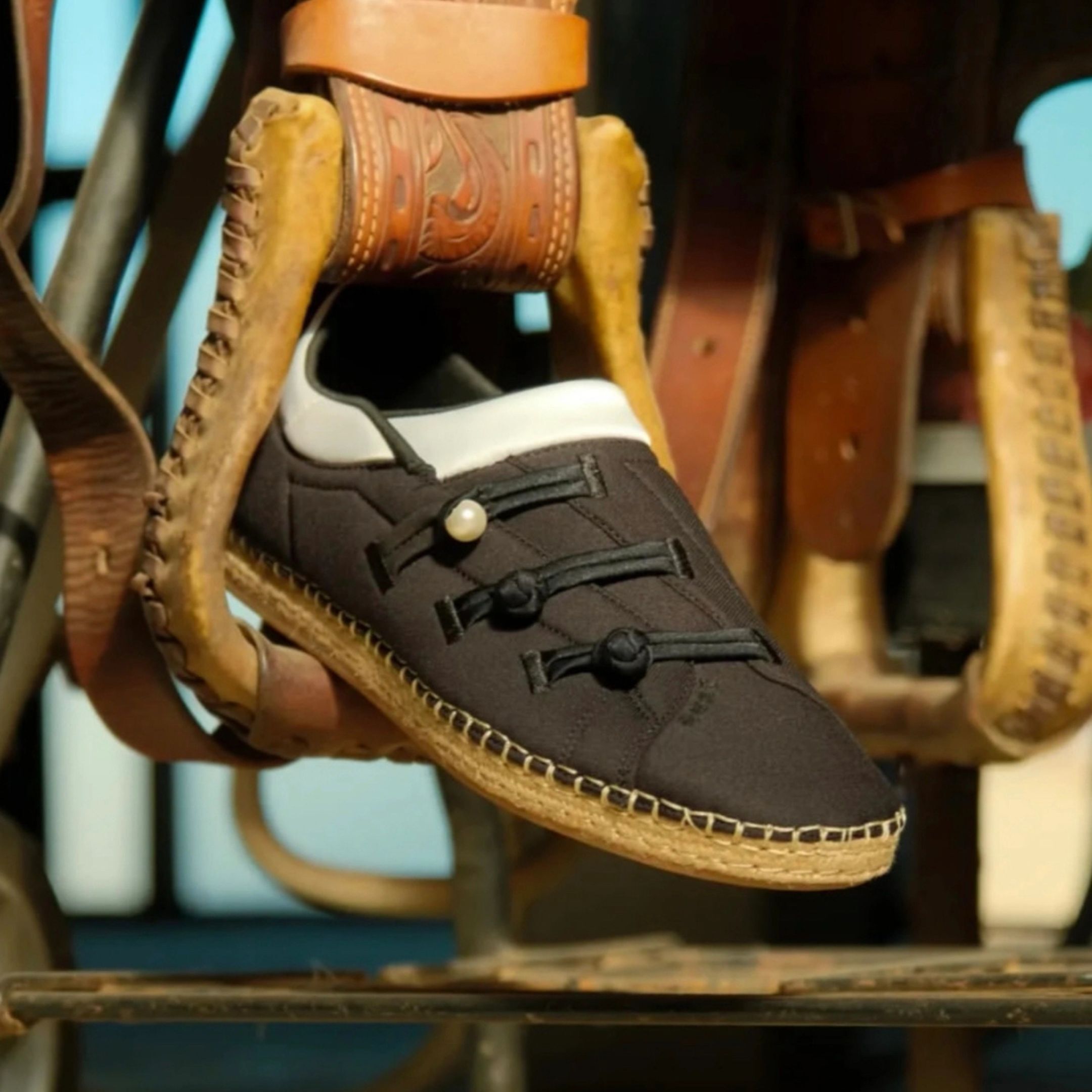 NICEDAY 代購 CLOT x Adidas Qi Flow 聯名 北京 功夫鞋 漁夫 太極 黑白 陳冠希 中國風 JQ4053