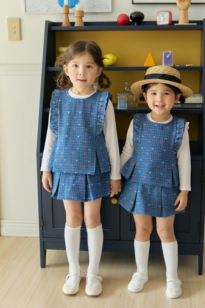 正韓春bbb 單寧感愛心飛袖套裝