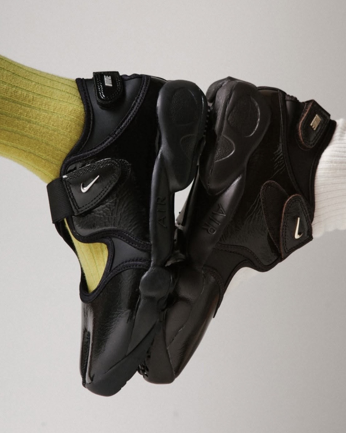 <2026全新> Nike Air Rift 分趾 漆皮 魔鬼氈 忍者鞋 黑色