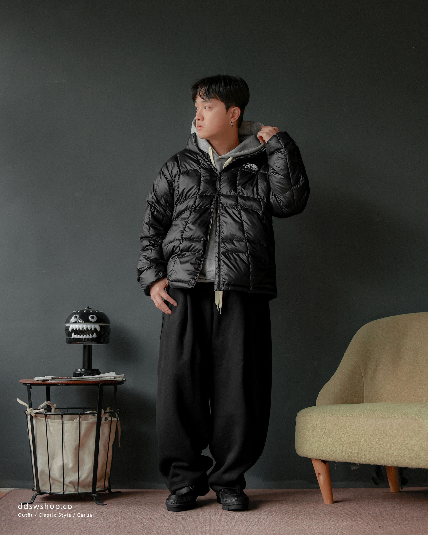 "代購" THE NORTH FACE 25FW 防撕裂輕量防風連帽外套 NJ3NR84J