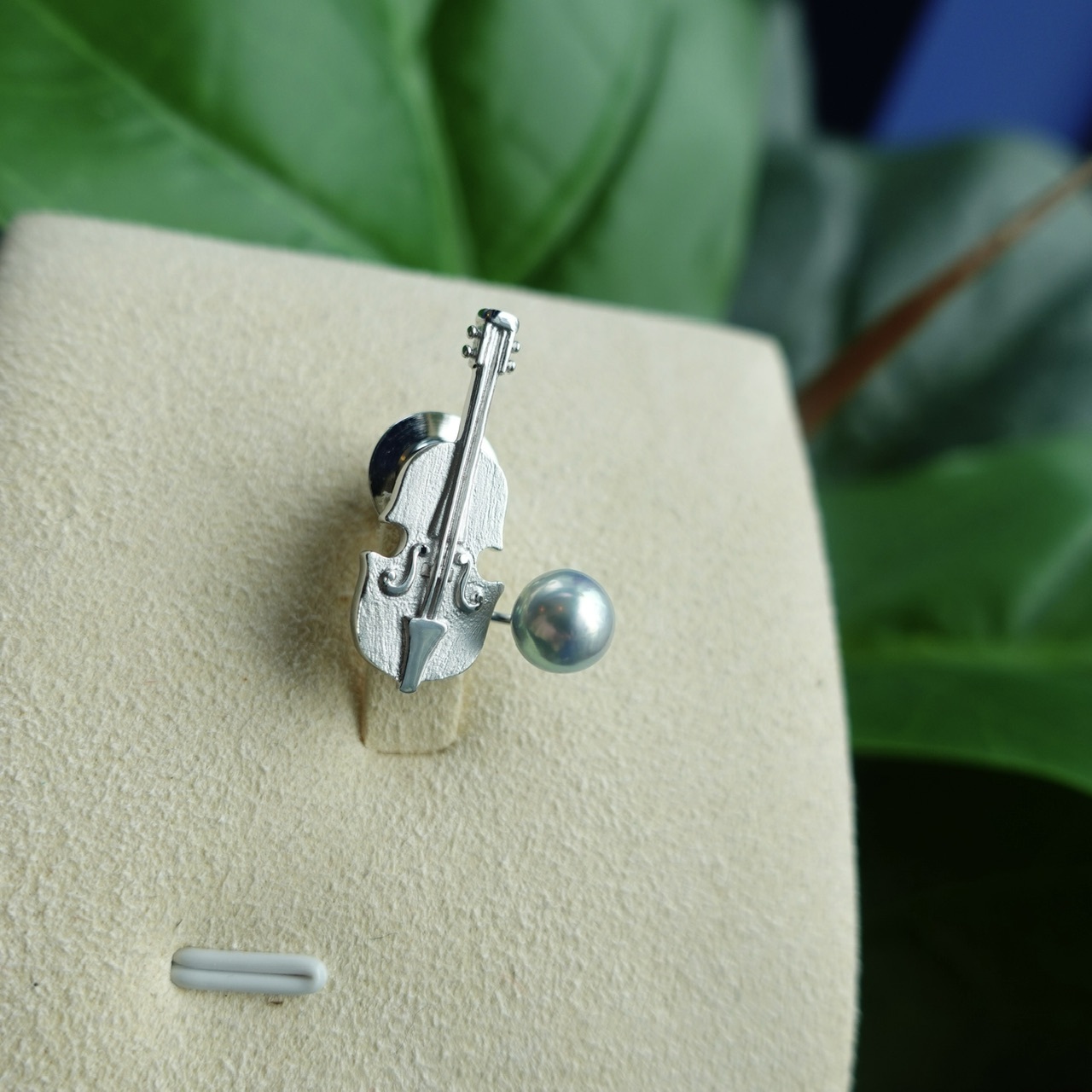 日本製925純銀Akoya珍珠胸針 - 小提琴造型