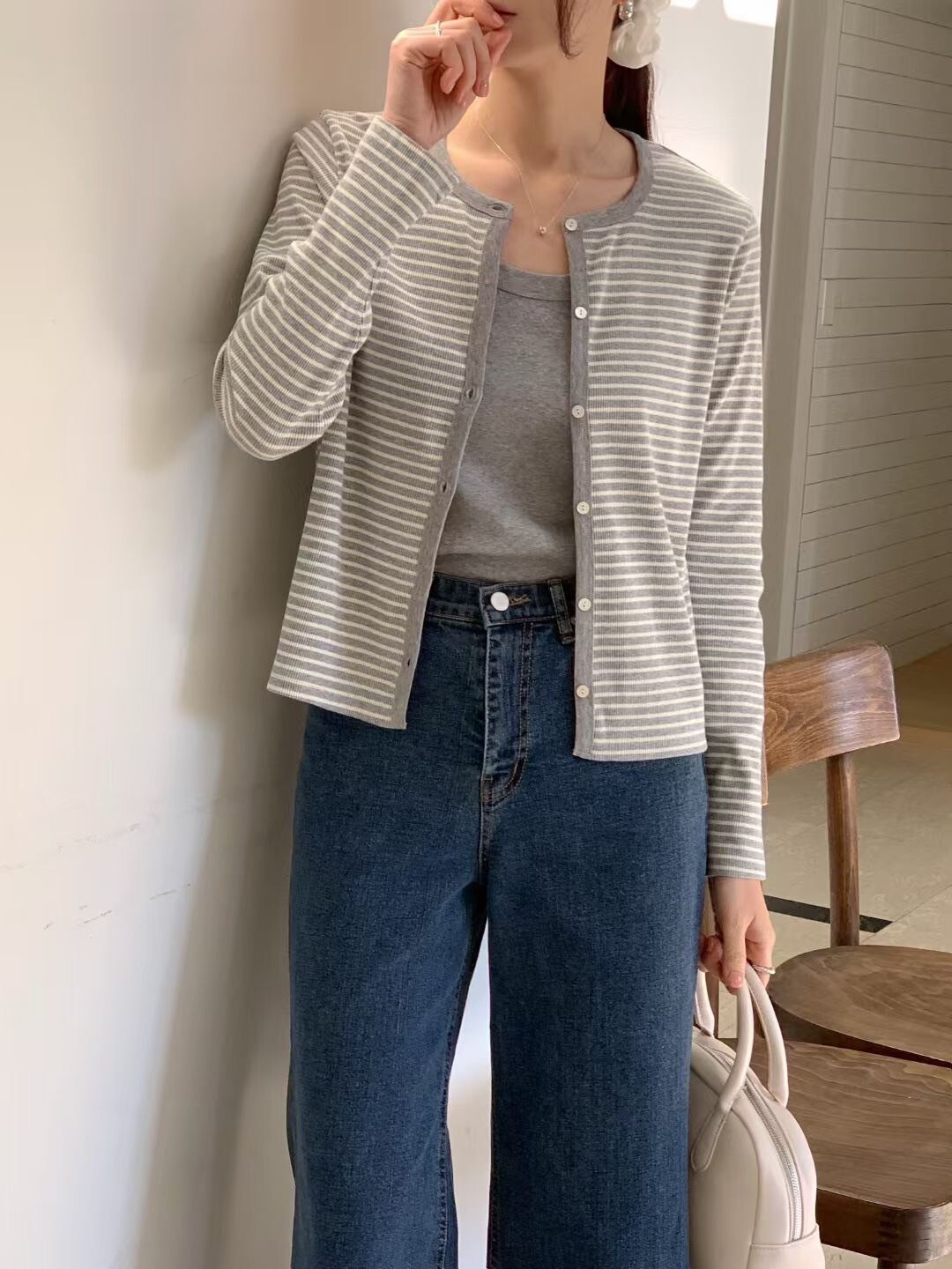 配色滾邊橫條紋圓領排釦上衣罩衫 / 3色