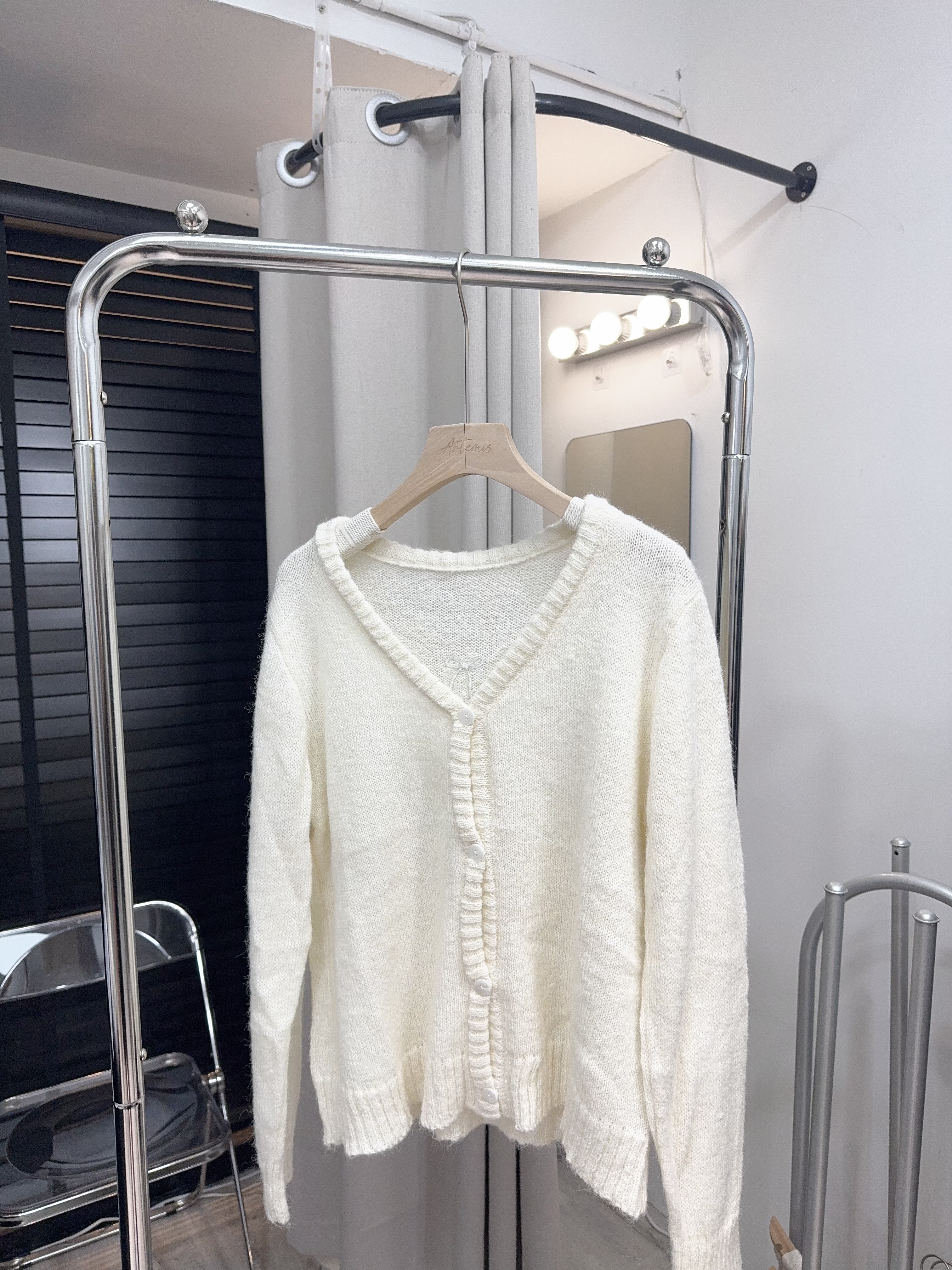 蝴蝶結刺繡V領毛衣外套🥯