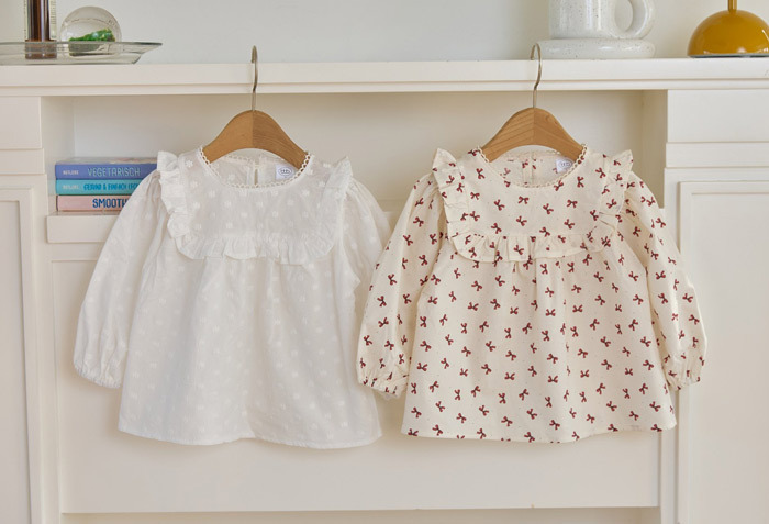 正韓春bbb 兩色方領飛袖上衣