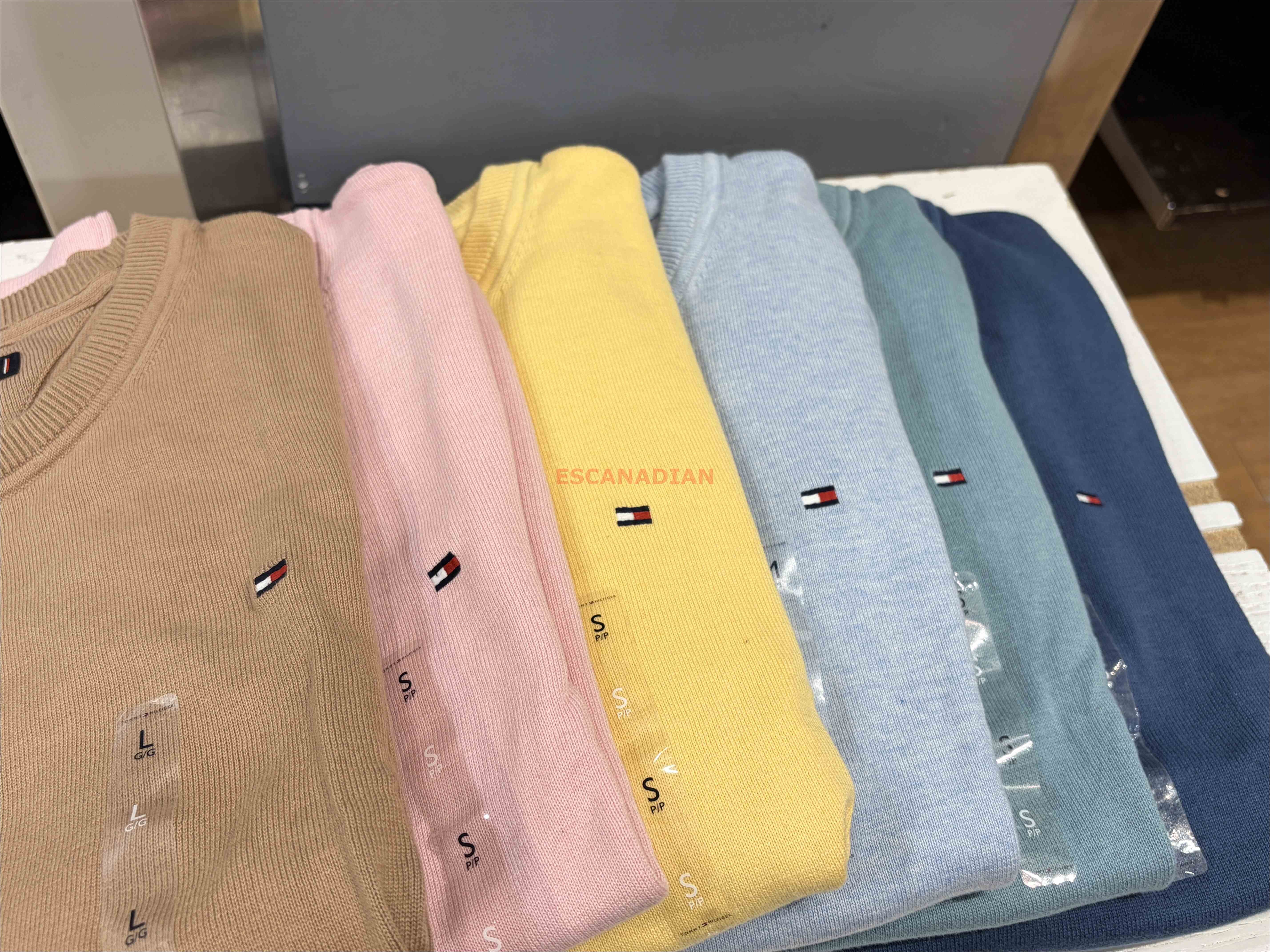 TOMMY 男大人 經典款 圓領 小LOGO 針織毛衣 (10色)