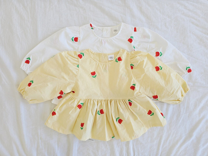 正韓春bbb 兩色鬱金香澎袖上衣