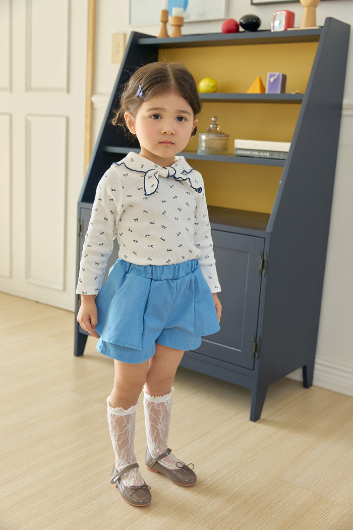 正韓春bbb 蝴蝶結捲邊領上衣