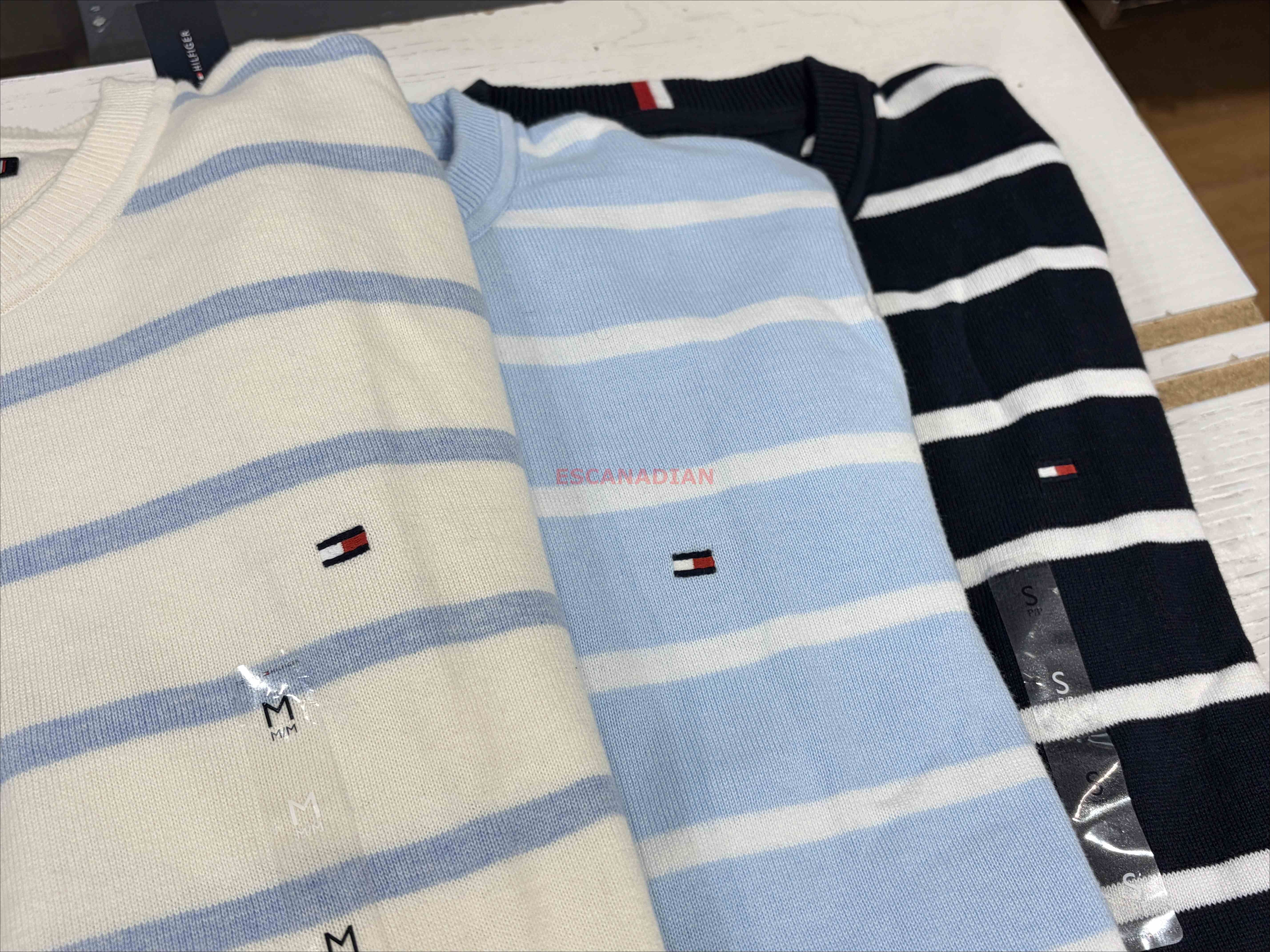 TOMMY 男大人 橫條 小LOGO 針織毛衣 (3色)