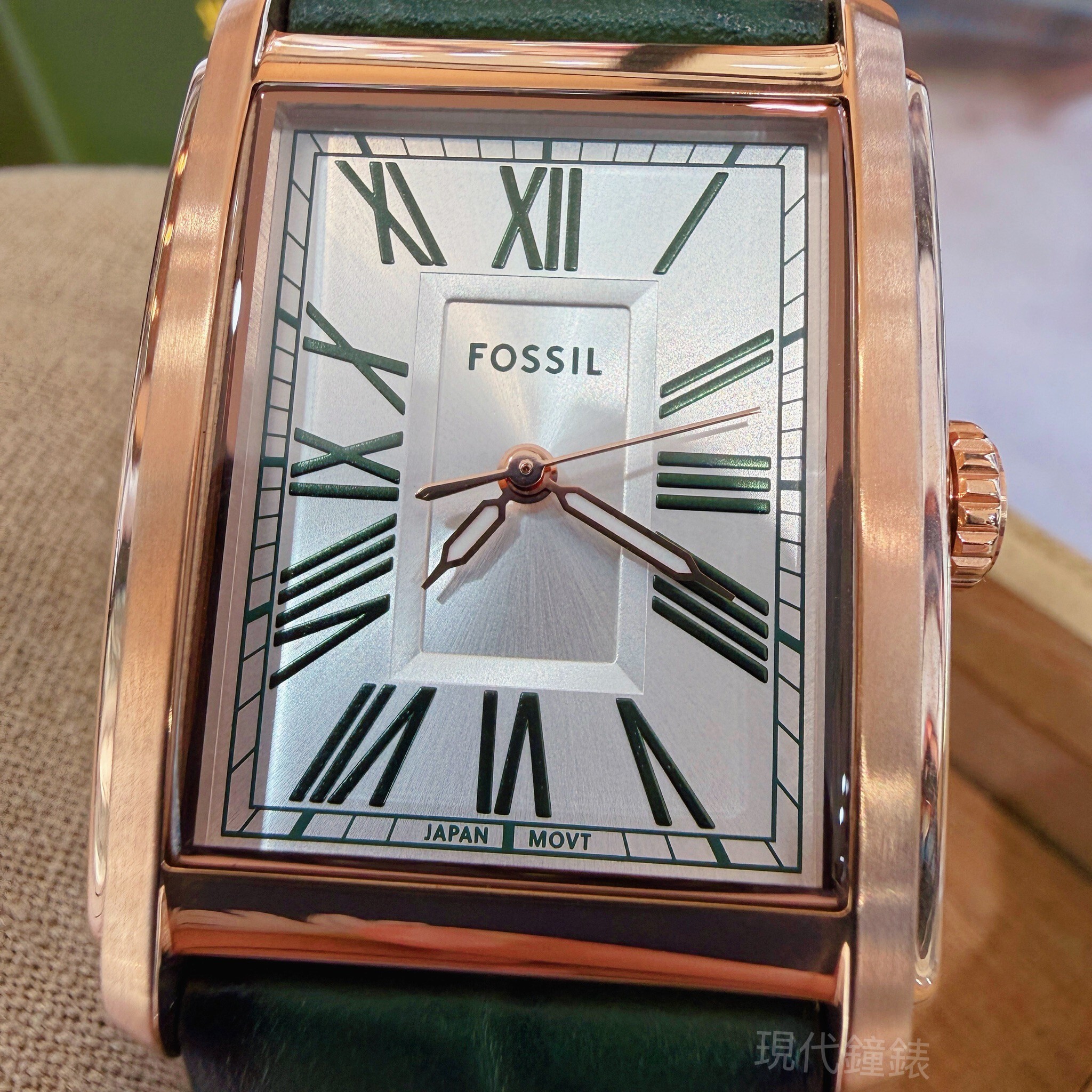 【FOSSIL】復刻羅馬數字方形男錶FS6077 30mm 現代鐘錶