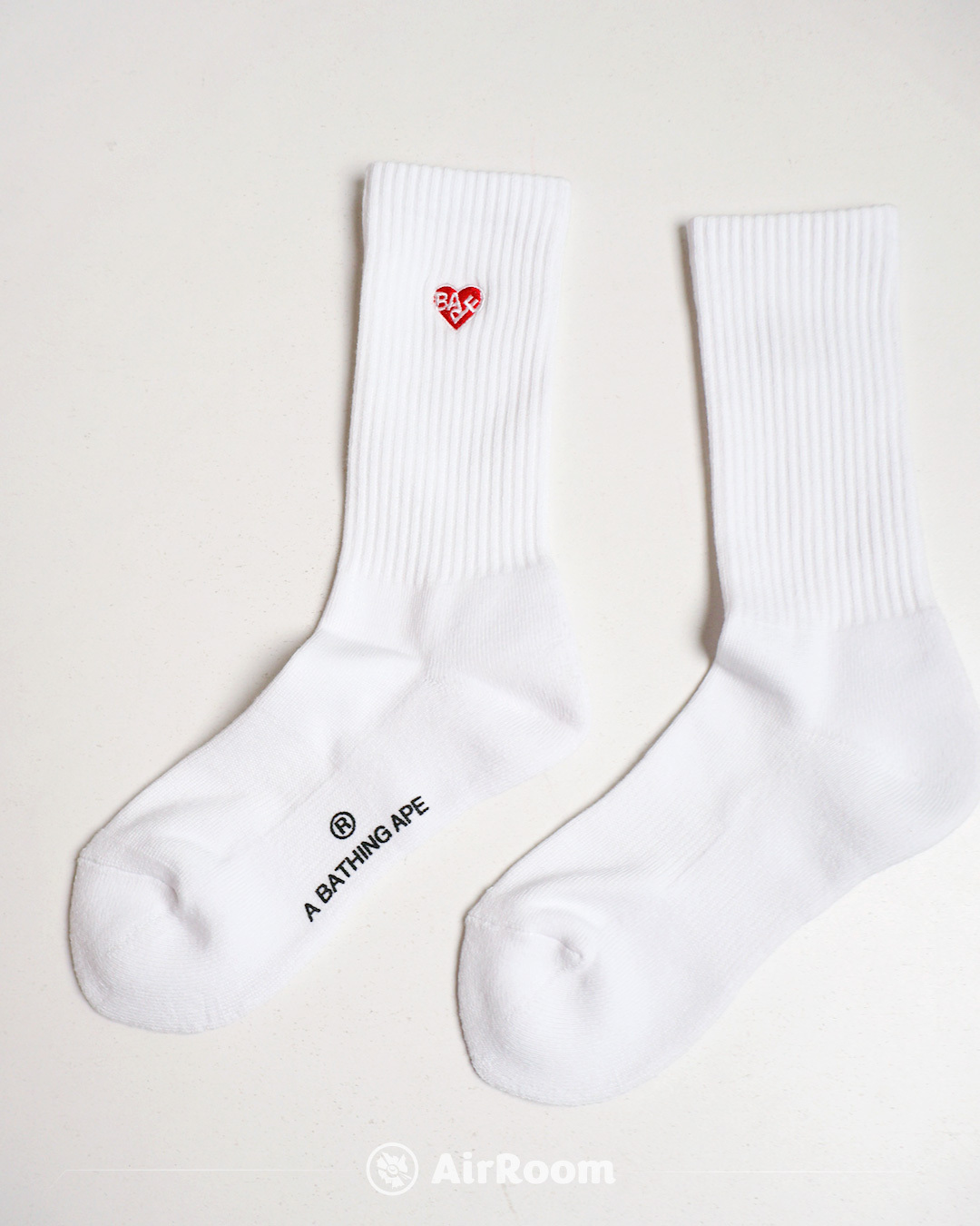 2026SS BAPE APE HEAD ONE POINT BAPE LOGO SOCKS 小頭 愛心 女款 長襪 襪子 現貨 1M30284301