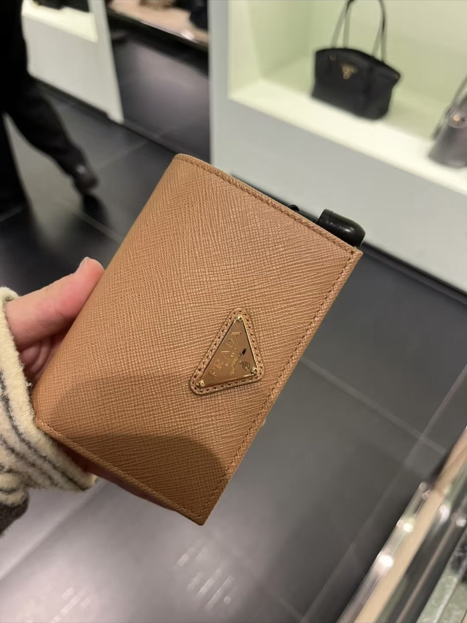 Outlet Prada Wallet