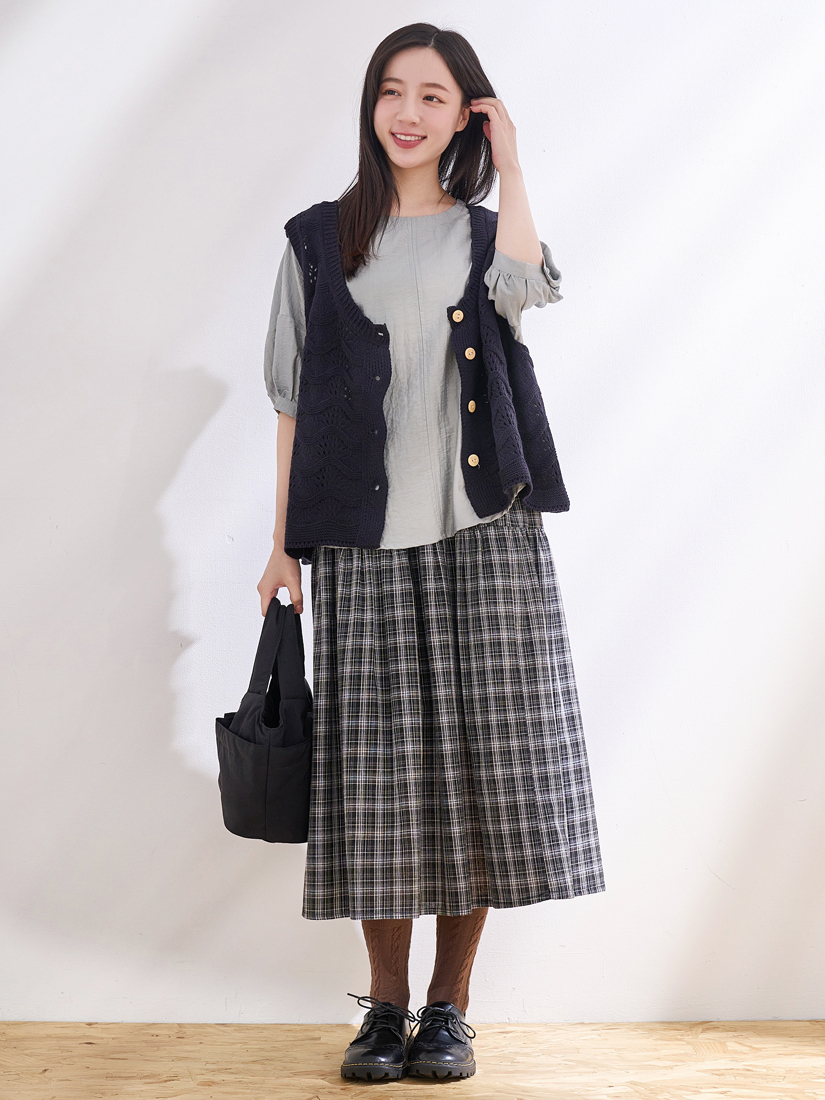織紋排釦背心紋理抓褶上衣格紋細褶裙組合