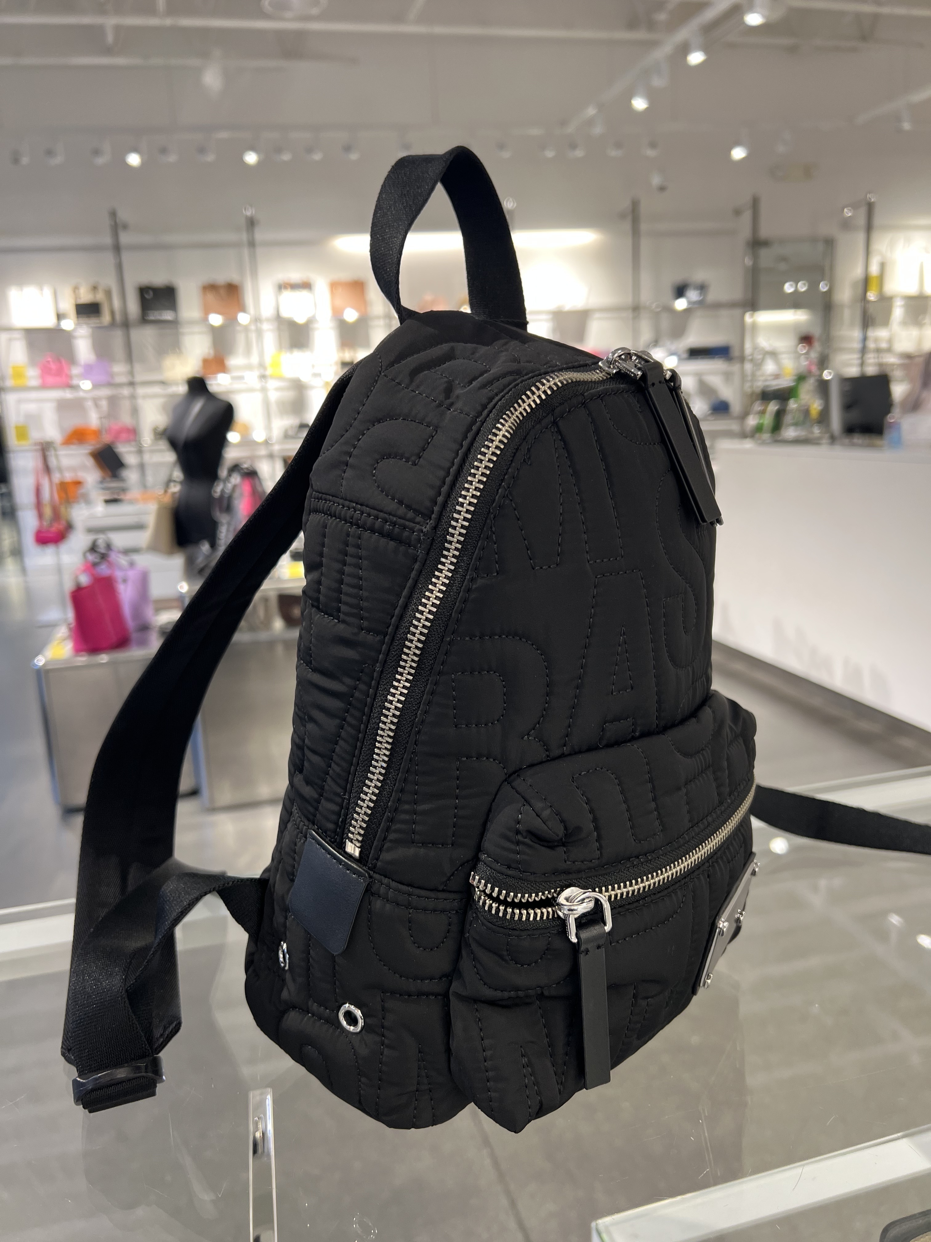 【直播】Marc Jacobs LX021169 黑色背包