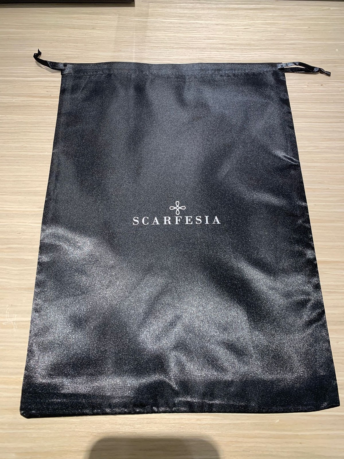 VK001 Scarfesia 不傷絲巾物料專用袋