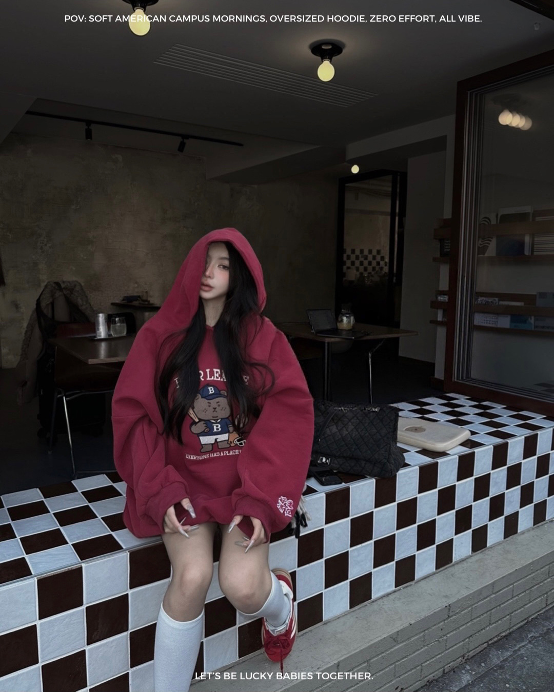 【 𝐎𝐌𝐄𝐑-𝐌𝐀𝐃𝐄 】過年限定-美式復古小熊聯盟帽TEE ［高磅版］