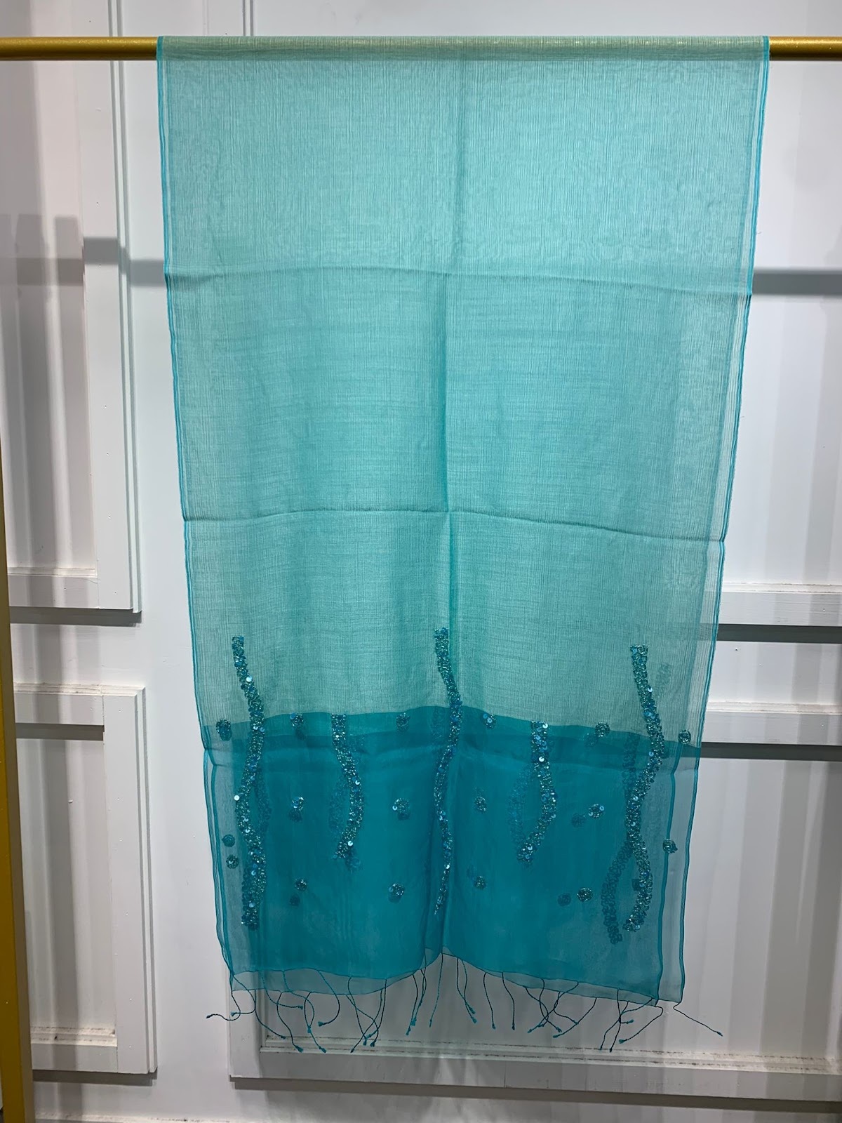 VK020 Scarfesia 藍綠色閃閃流蘇絲巾 75% Wool 25% Silk