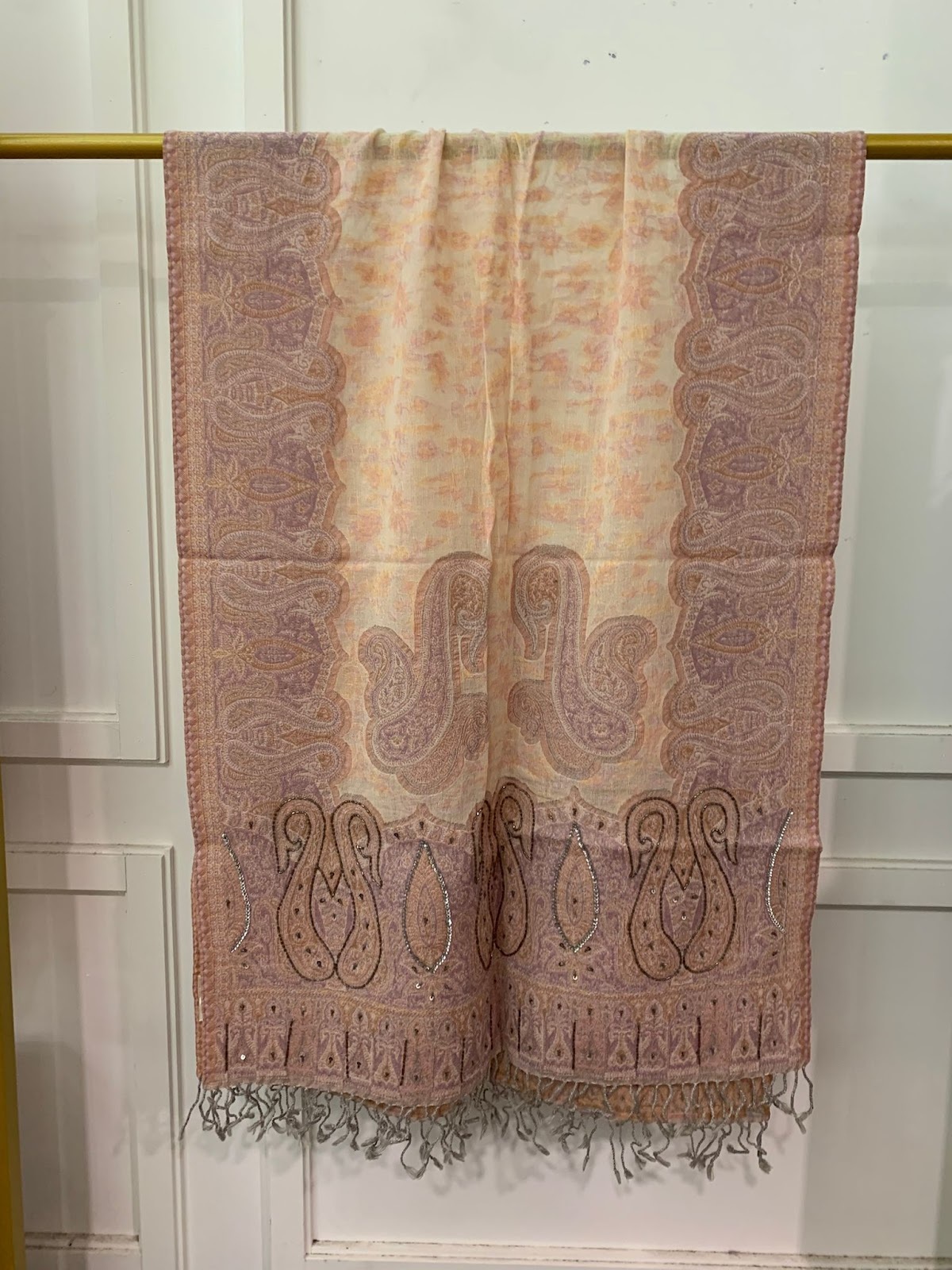 VK041 Scarfesia 杏紅色花花絲巾 100% Merino Wool