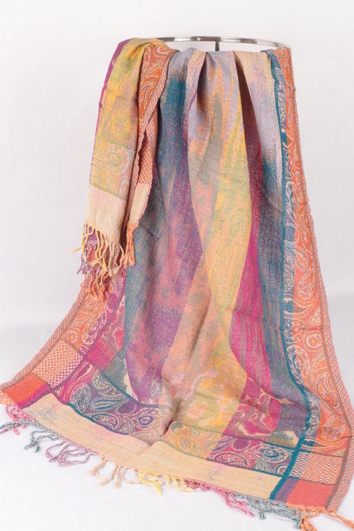 VK053 Scarfesia 橙紅色暗花流蘇絲巾 100% Merino Wool