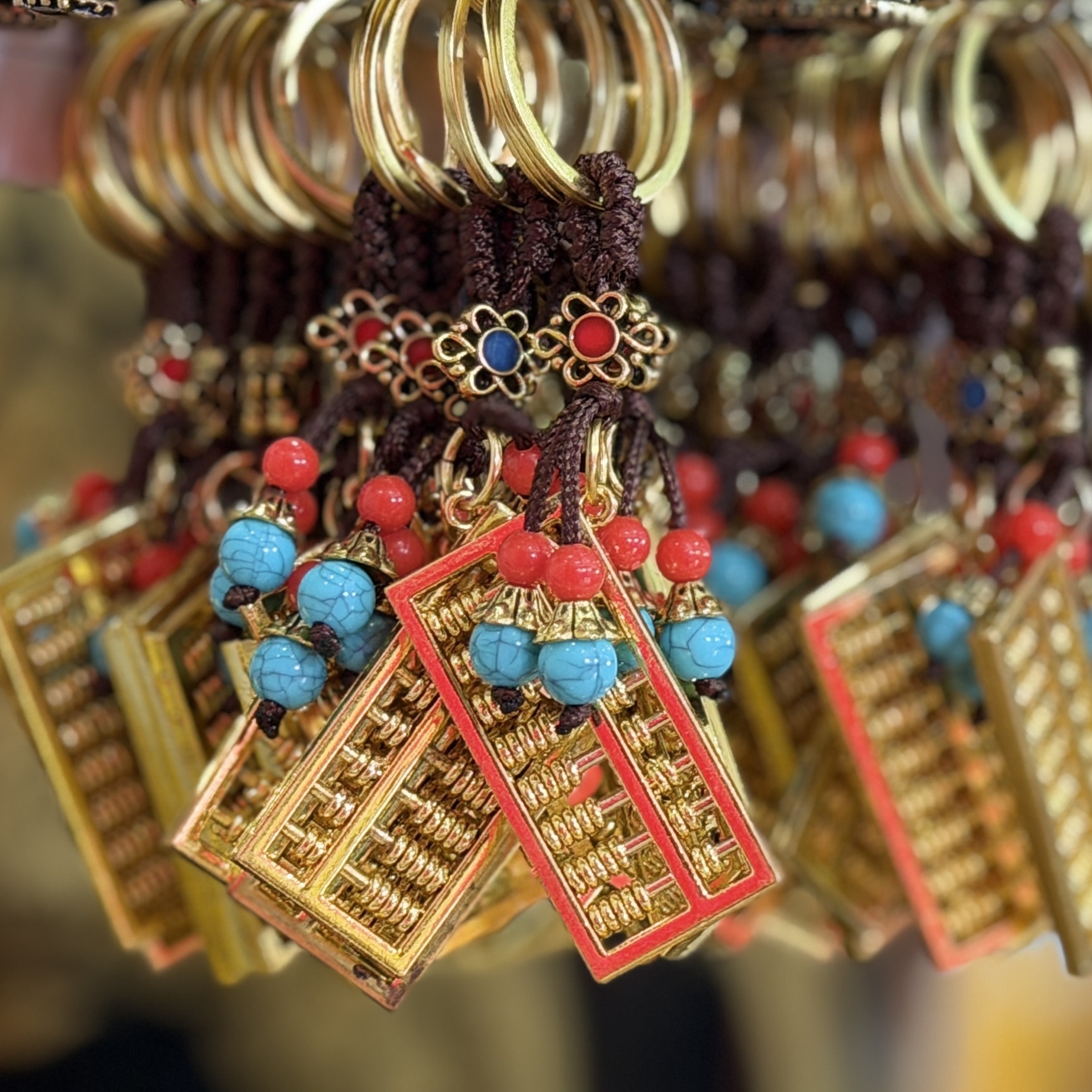 合金算盤+藍珠繩吊飾