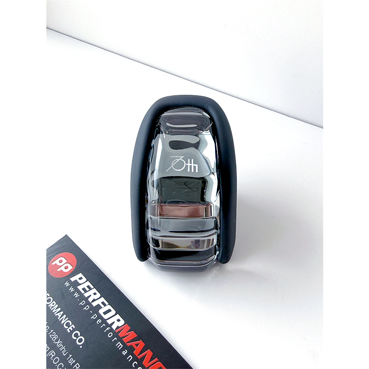 日本TOYOTA 純正部品 CROWN 70周年限定水晶排檔頭