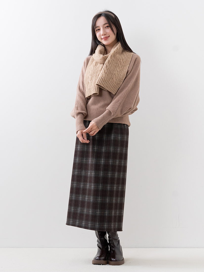 一字領連袖針織上衣磨毛格紋開衩長裙組合