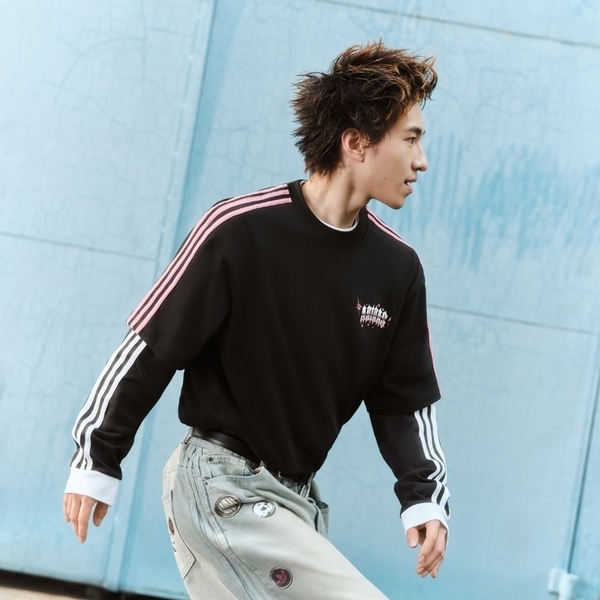 Adidas 愛迪達 Vday Tee U KT6375 男 T恤 運動上衣 休閒短袖 黑 粉紅 亞版