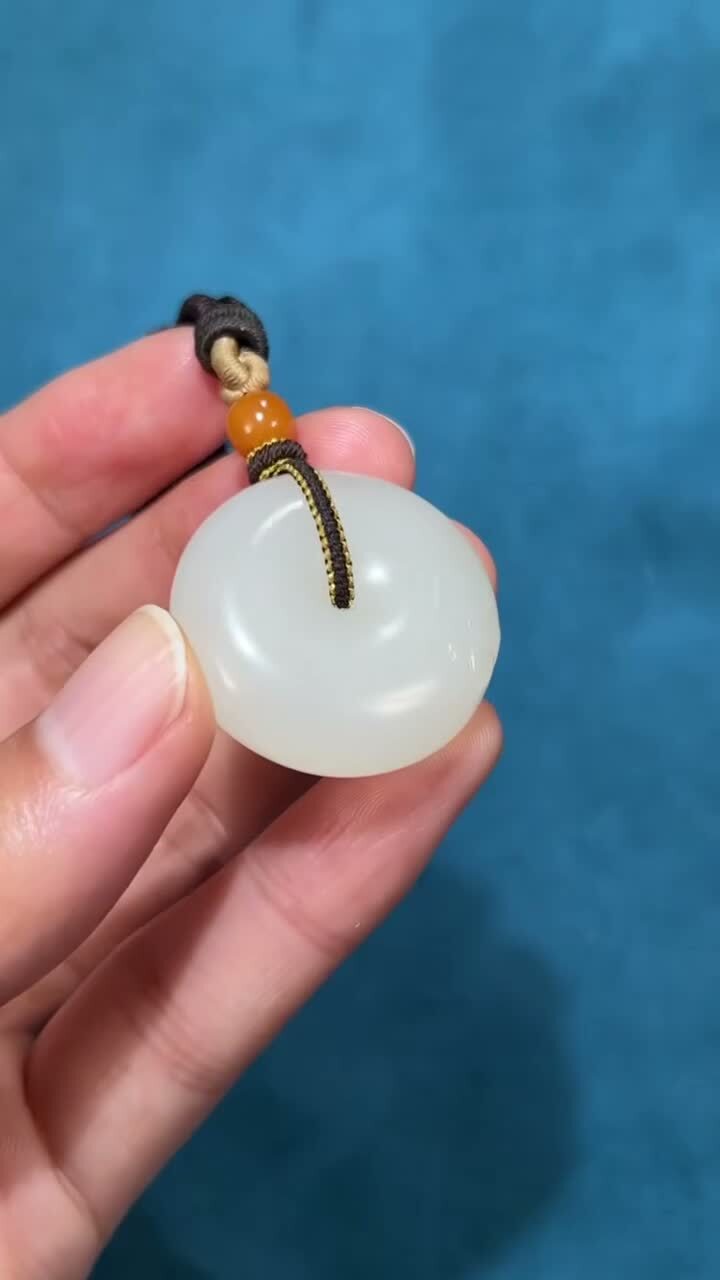 123239 和田玉籽料平安扣吊墜 (28.5mm直徑)