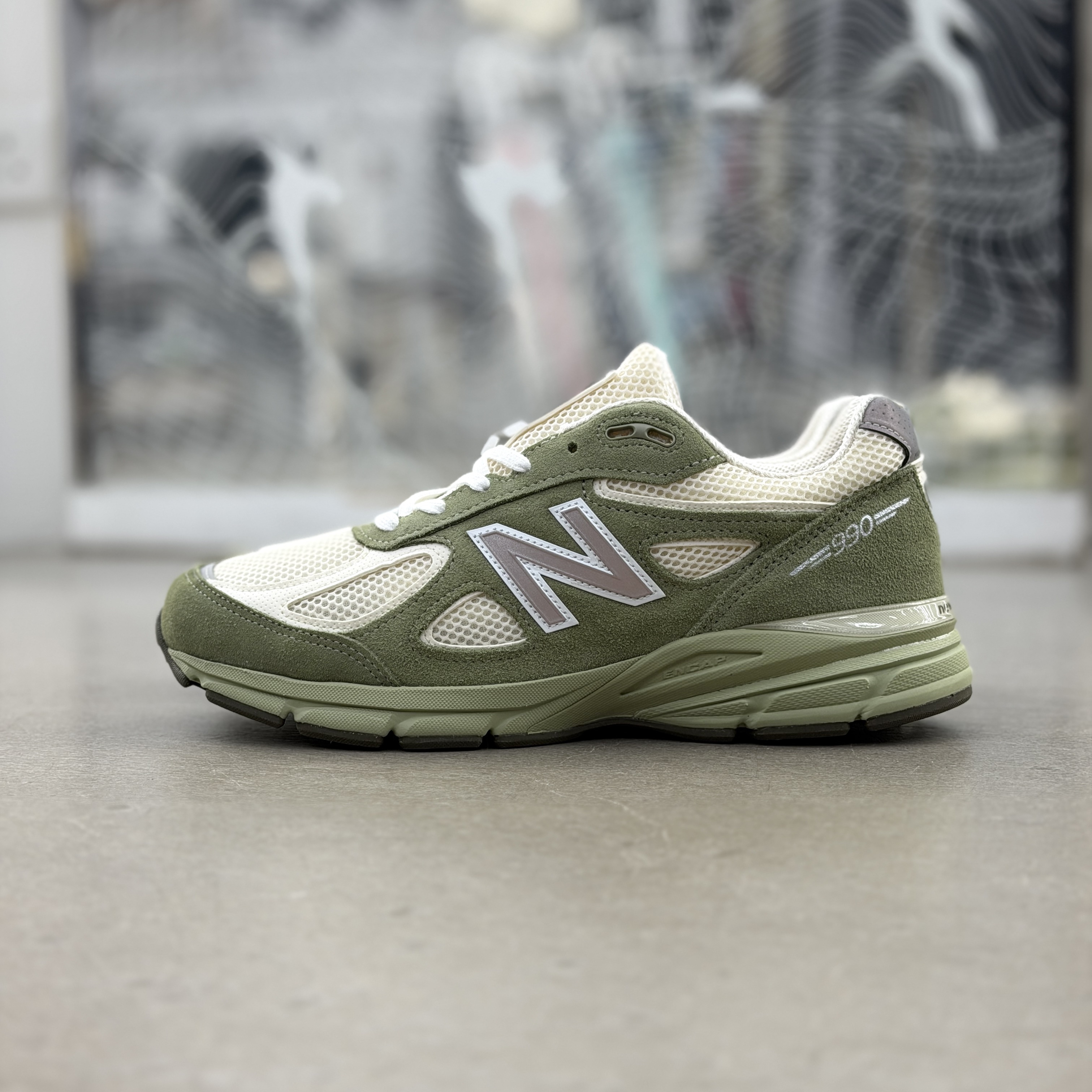 New Balance 990v4 MiUSA Olive Leaf | U9901MX