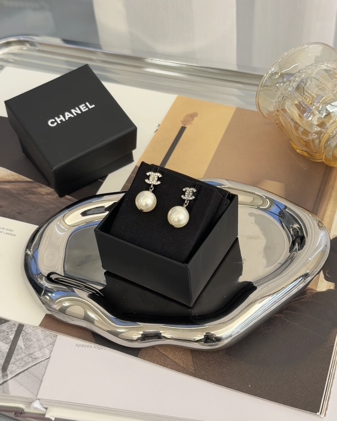 CHANEL｜珍珠吊墜耳環